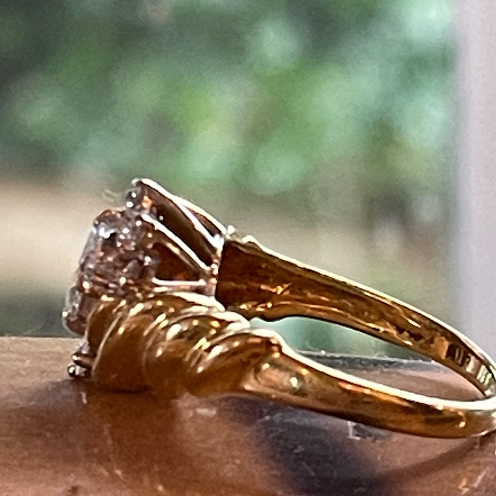 Diamond ring - Picture 5 of 8